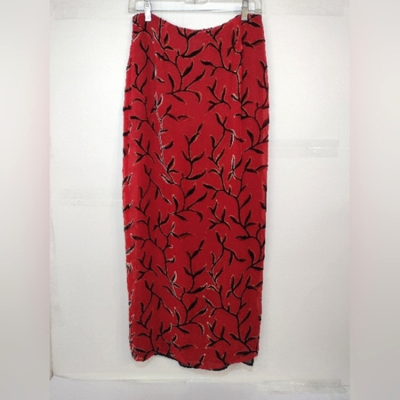 Tessuto Dresses & Skirts - Tessuto Vintage Women's Red/Black Maxi Skirt Size (M)
